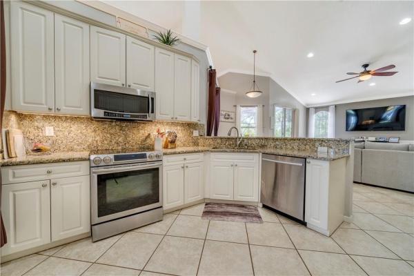 The Sanctuary At Sawgrass Lakes, 372 SW Egret Lndg, Port St. Lucie, Florida 34953, image 2