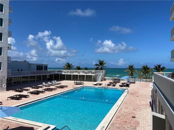 The Carriage House, 5401 Collins Ave #907, Miami Beach, Florida 33140, image 3