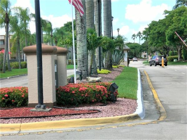 Clairmont, 10508 E Clairmont Cir #109, Tamarac, Florida 33321, image 1