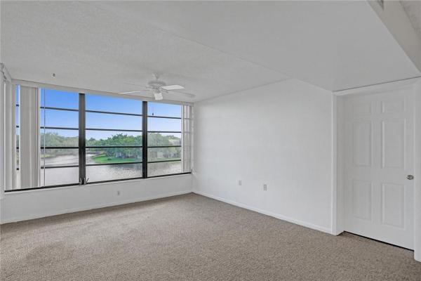 Whitehall Of Pine Island Ridge, 1522 Whitehall Dr #405, Davie, Florida 33324, image 1