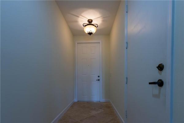 Gramercy Square, 181 W Astor Cir, Delray Beach, Florida 33484, image 2