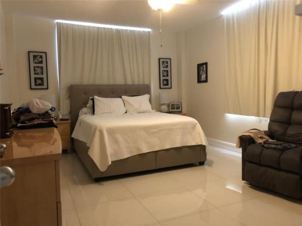 Island Place At North Bay Village, 1455 N Treasure Dr #4H, North Bay Village, Florida 33141, image 3