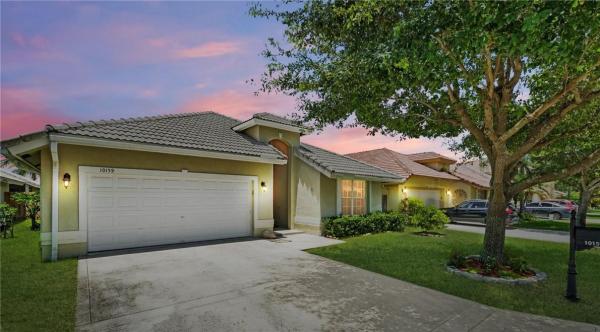 Meadow Lakes At Hillsboro Country Club, 10159 Aqua Vista Way, Boca Raton, Florida 33428, image 1