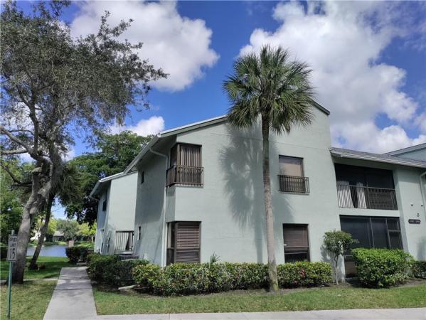 Karanda Village 4, 3925 Carambola Cir N, Coconut Creek, Florida 33066, image 1