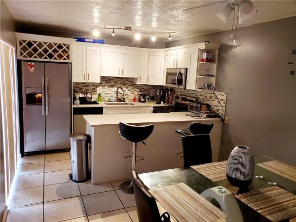 Sherwood Lakes, 423 4th Ln, Greenacres, Florida 33463, image 3