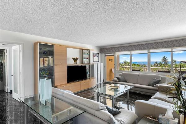 Bermuda House Apartments, 328 N Ocean Blvd #508, Pompano Beach, Florida 33062, image 1