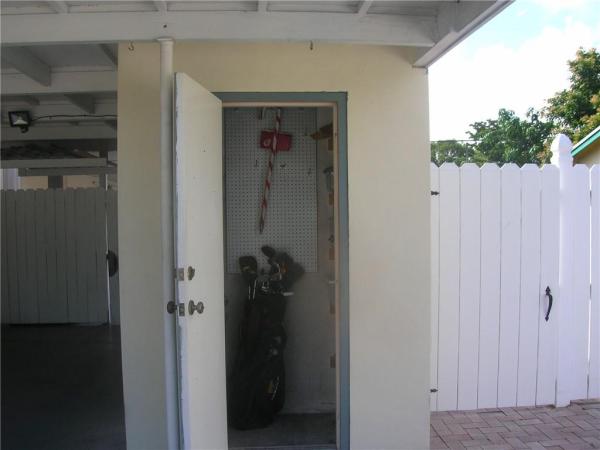 Fairfax Brolliar, 2016 SW 37th Ave, Fort Lauderdale, Florida 33312, image 3