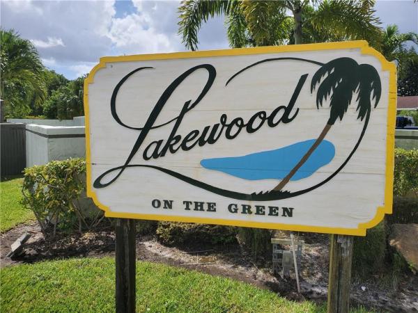 Lakewood On The Green, 370 Lakewood Cir E #B, Margate, Florida 33063, image 1