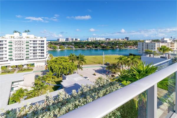 The Club, 1025 92nd St #504, Bay Harbor Islands, Florida 33154, image 3