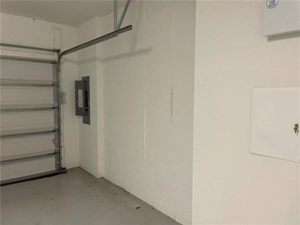 Hampton Cay, 5104 Hamilton Ct, Palm Beach Gardens, Florida 33418, image 2