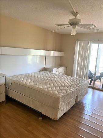 Newport, 1055 Newport N, Deerfield Beach, Florida 33442, image 2