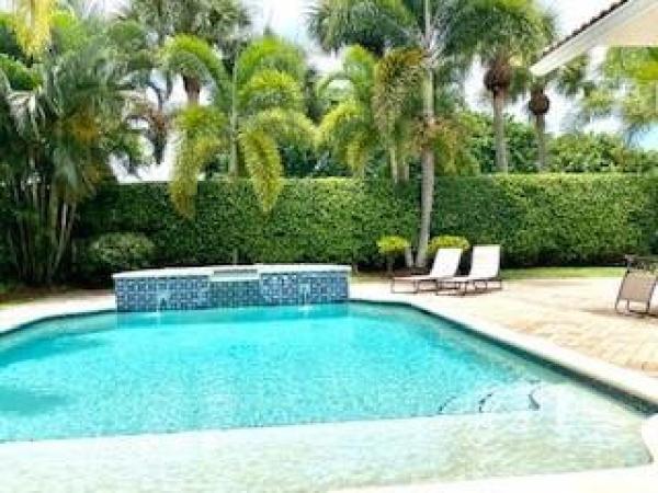 Bristol Lakes, 7398 Brunswick Cir, Boynton Beach, Florida 33472, image 3