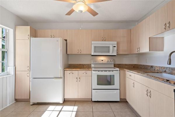 Trellises At Rock Creek, 4134 Open Way, Cooper City, Florida 33026, image 3