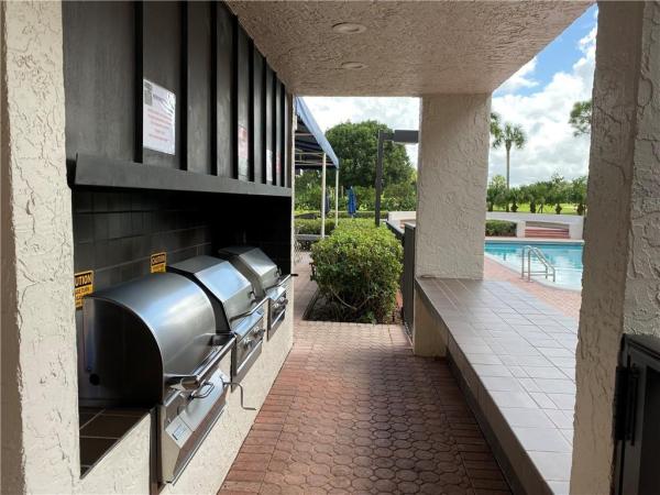 The Glens, 6420 Boca Del Mar Dr #607, Boca Raton, Florida 33433, image 2