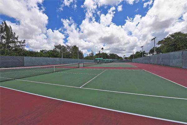 Huntington Lakes 5, 7270 Ashford Pl #108, Delray Beach, Florida 33446, image 3