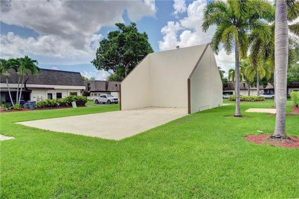 Chateau On The Knoll, 9330 SW 61st Way #C, Boca Raton, Florida 33428, image 2