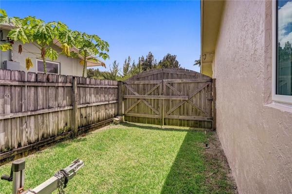 Hillsboro Pines, 4901 NW 76th Pl, Coconut Creek, Florida 33073, image 2