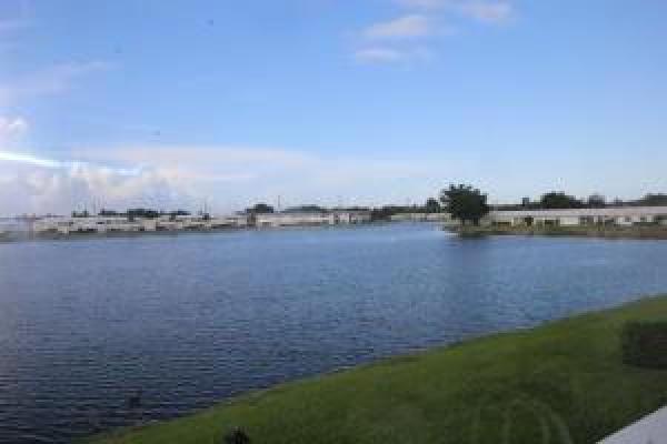 Leisureville Lake, 1801 Ocean Dr #203, Boynton Beach, Florida 33426, image 1