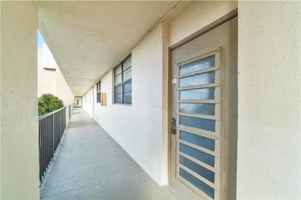 The Palms Of Deer Creek, 2400 Deer Creek Country Club Blvd #402-1, Deerfield Beach, Florida 33442, image 3