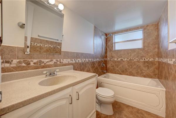 Sands Point, 8401 Lagos De Campo Blvd #104V, Tamarac, Florida 33321, image 1