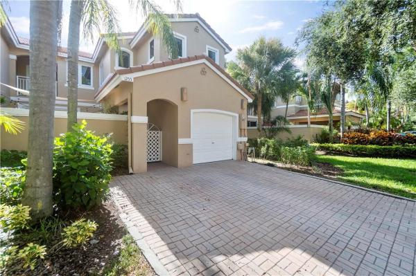 West Lake Village, 1255 Weeping Willow Way, Hollywood, Florida 33019, image 1