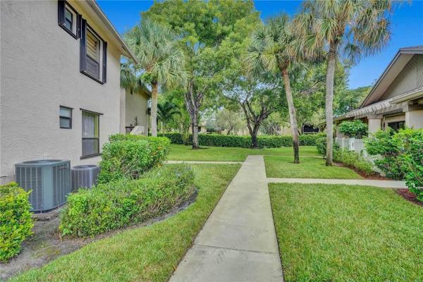 Karanda Village 5, 3285 NW 47th Ave #3217, Coconut Creek, Florida 33063, image 1