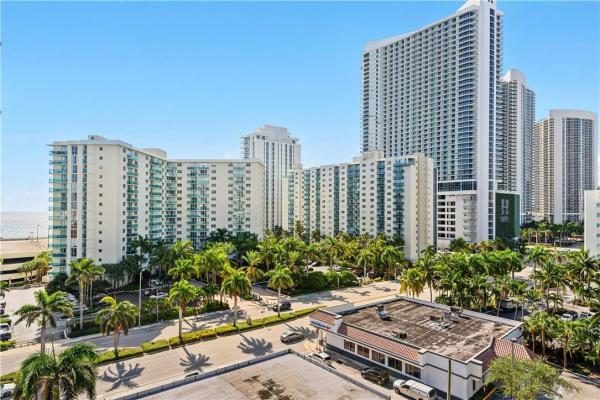 3800 S Ocean Dr #812, Hallandale Beach, Florida 33019, image 1