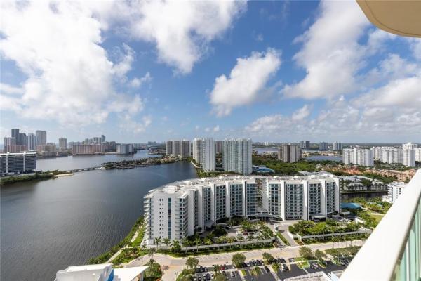 Aventura Marina 2, 3332 NE 190th St #2914, Aventura, Florida 33180, image 3