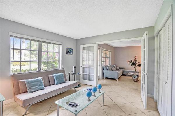 Manor Grove Village, 200 NE 19th Ct #103M, Wilton Manors, Florida 33305, image 3