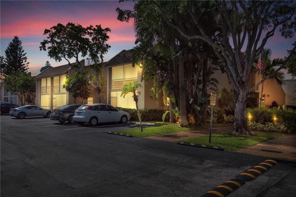 Deerfield Pines North, 959 SE 2nd Ave #130, Deerfield Beach, Florida 33441, image 3