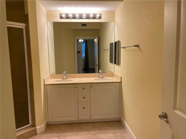 Vizcaya Lakes, 1660 Renaissance Commons Blvd #2102, Boynton Beach, Florida 33426, image 1