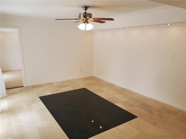Village At Lake Pine, 11923 SW 11th Ct, Davie, Florida 33325, image 3