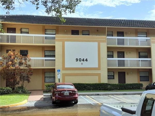 The Island Club At Coral Springs, 9044 NW 28th Dr #3-203, Coral Springs, Florida 33065, image 1
