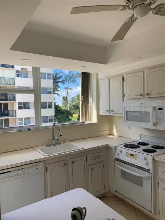 Port De Mer, 1239 S Hillsboro Mile #302, Hillsboro Beach, Florida 33062, image 3
