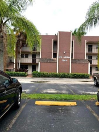 Nova Gardens, 7080 Nova Dr #305B, Davie, Florida 33317, image 3