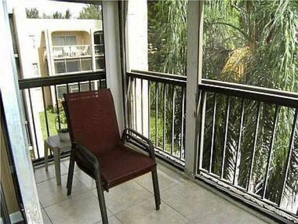 Nova Gardens, 7080 Nova Dr #305B, Davie, Florida 33317, image 2