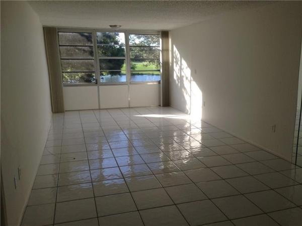 Tangerine Of Pine Island Ridge, 9410 Tangerine Pl #203, Davie, Florida 33324, image 1