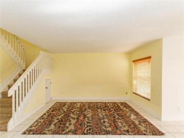 Les Chateaux, 4730 Grapevine Way, Davie, Florida 33331, image 3