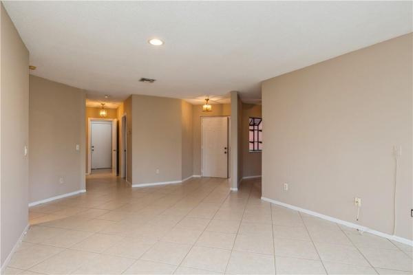 Bellavista Village, 5291 Europa Dr #D, Boynton Beach, Florida 33437, image 2
