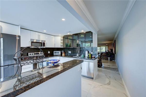 Portofino Village, 3204 Portofino Pt #A2, Coconut Creek, Florida 33066, image 1