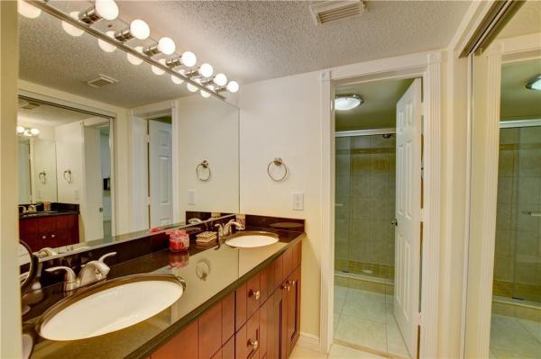 Liberty Square, 303 Liberty Ct, Deerfield Beach, Florida 33442, image 3