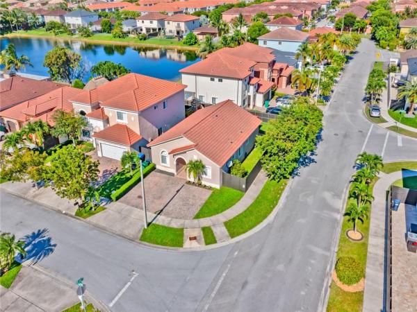 Oakland, 4489 SW 164th Path, Palmetto Estates, Florida 33185, image 2