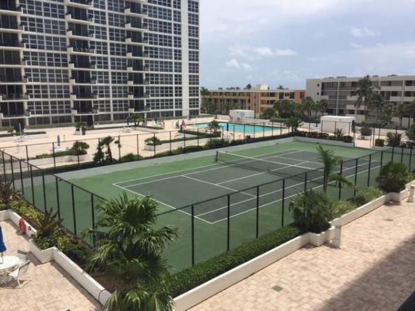 Silver Thatch Atlantic Plaza, 525 N Ocean Blvd #1718, Pompano Beach, Florida 33062, image 1