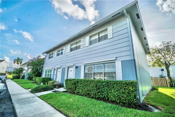 Arrowhead Golf & Tennis Club, 1825 SW 81st Ter #6-19, Davie, Florida 33324, image 2
