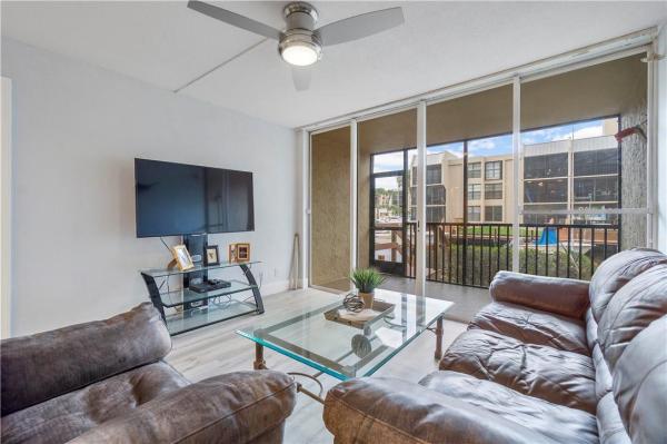 Boca Bayou, 12 Royal Palm Way #1030, Boca Raton, Florida 33432, image 2