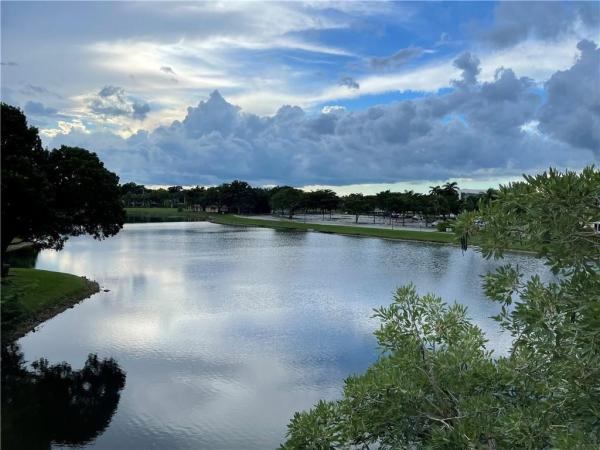 Belfort, 9791 N Belfort Cir #305, Tamarac, Florida 33321, image 1