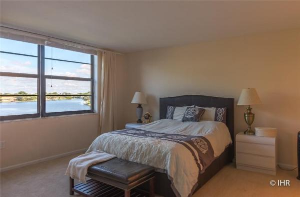Colony Point, 1100 Colony Point Cir #414, Pembroke Pines, Florida 33026, image 1