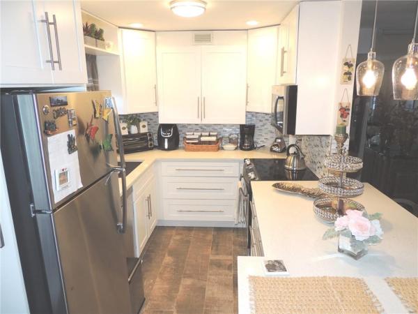 Islewood, 60 Islewood C, Deerfield Beach, Florida 33442, image 3