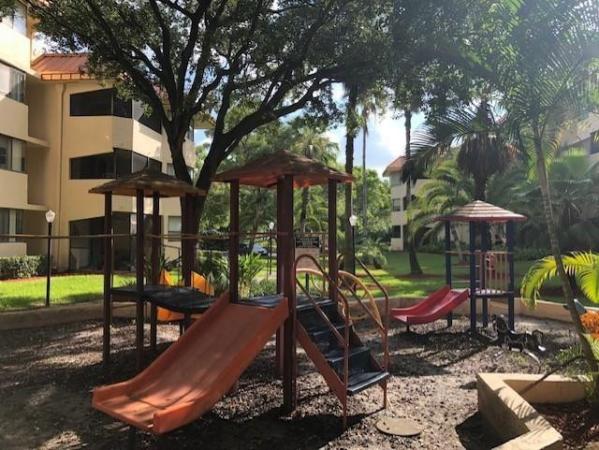 Plantation Forest, 7451 NW 16th St #402, Plantation, Florida 33313, image 1