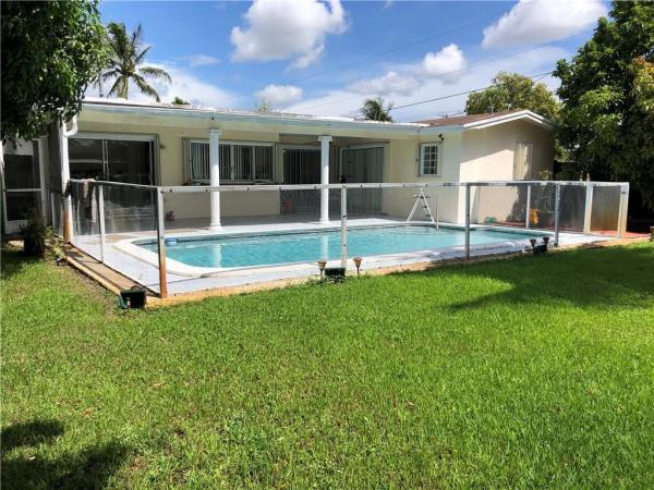 Sunrise Golf Village, 7430 NW 21st Ct, Sunrise, Florida 33313, image 1